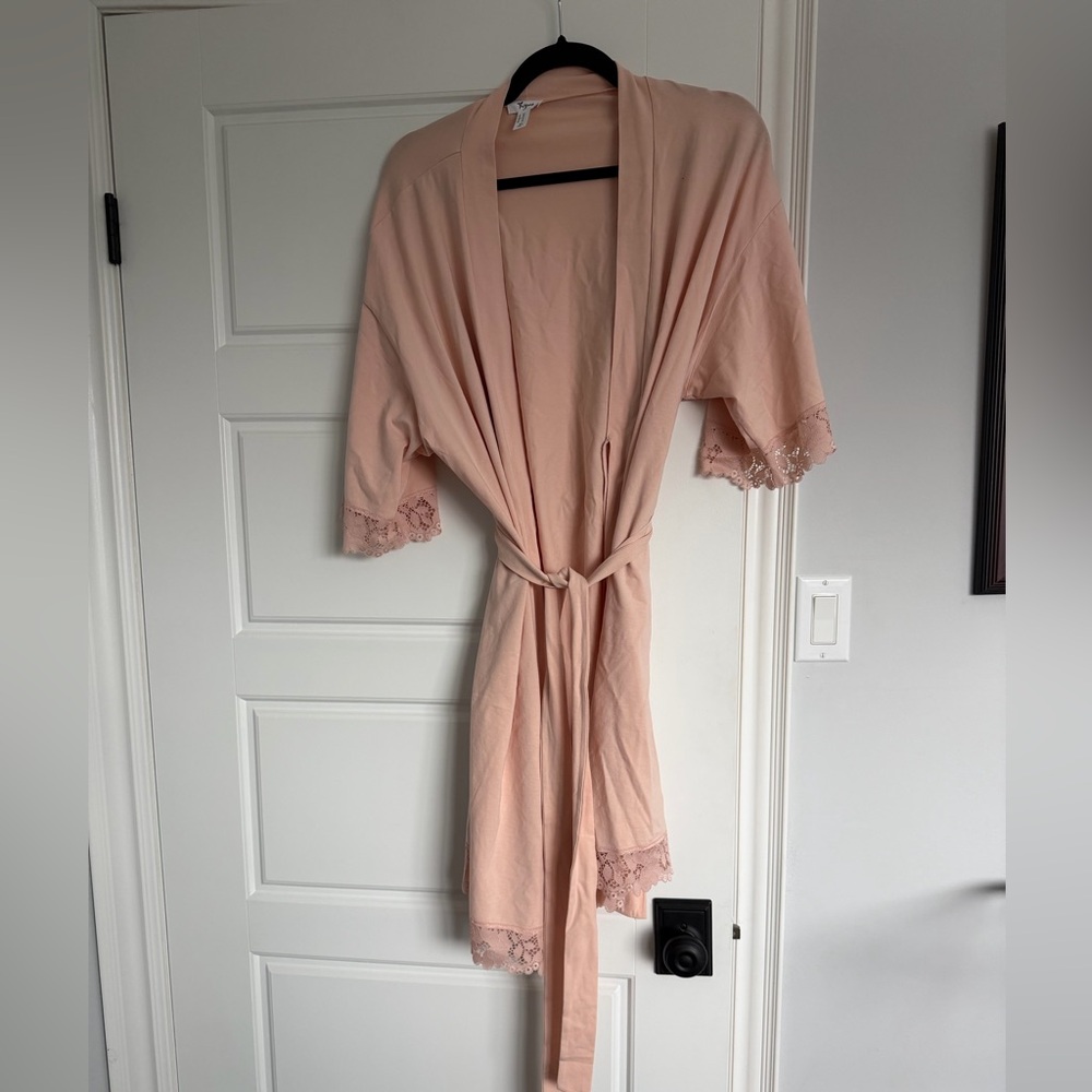 Thyme Maternity Pink Lace Trim Robe